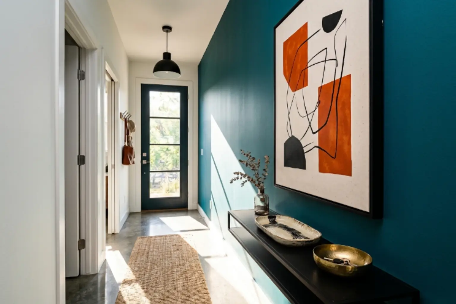 6 Narrow Entryway Wall Ideas That Actually Work